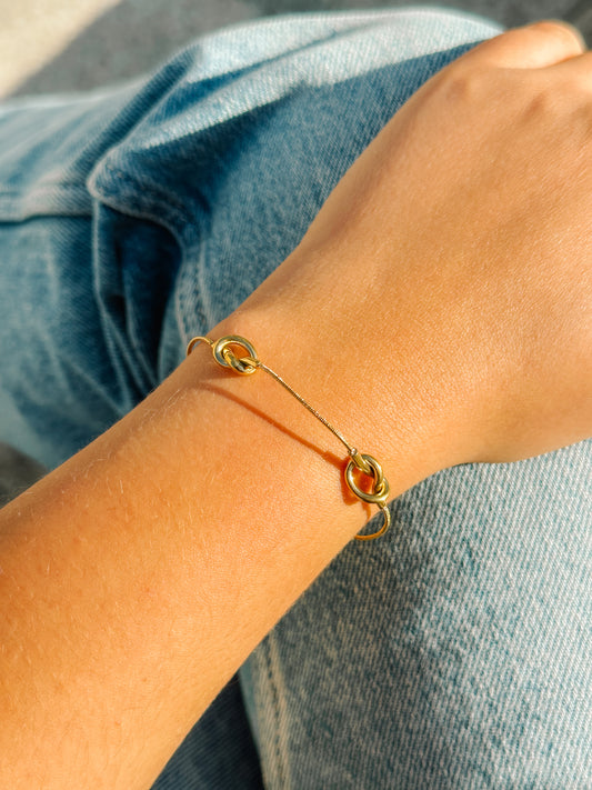 Novia Bracelet